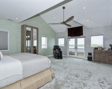 319 Harbor Drive - Photo Thumbnail 22