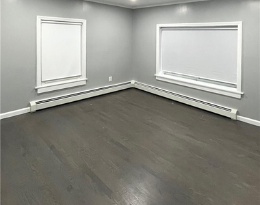 31 Riverside Avenue - Photo Thumbnail 5