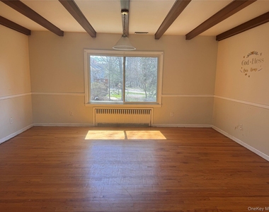 116 Williams Avenue - Photo Thumbnail 4