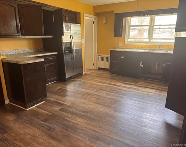 116 Williams Avenue - Photo Thumbnail 7