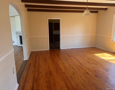 116 Williams Avenue - Photo Thumbnail 22