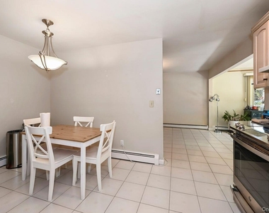 568 Manville Road - Photo Thumbnail 6