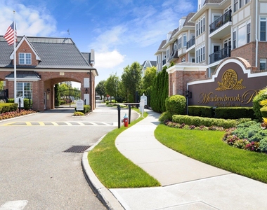 702 Equestrian Way - Photo Thumbnail 1