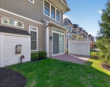 702 Equestrian Way - Photo Thumbnail 27