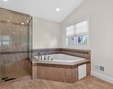 702 Equestrian Way - Photo Thumbnail 22