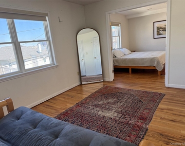 227 W Pine Street - Photo Thumbnail 14