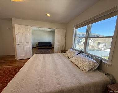 227 W Pine Street - Photo Thumbnail 12