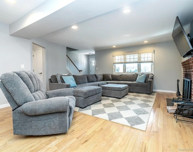 17 Winans Place - Photo Thumbnail 4