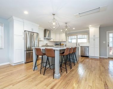 17 Winans Place - Photo Thumbnail 8