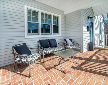 17 Winans Place - Photo Thumbnail 2