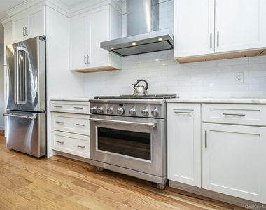 17 Winans Place - Photo Thumbnail 11
