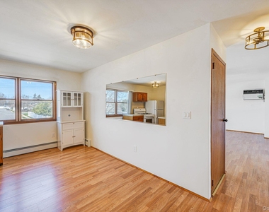 456 15th Street - Photo Thumbnail 6