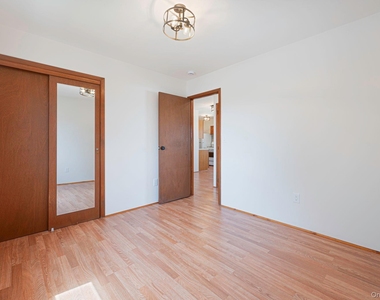 456 15th Street - Photo Thumbnail 14