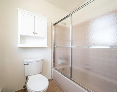 456 15th Street - Photo Thumbnail 12