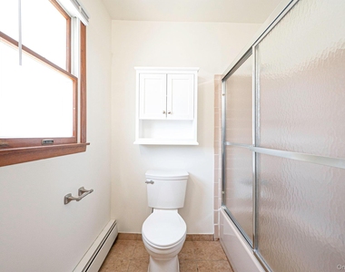 456 15th Street - Photo Thumbnail 11