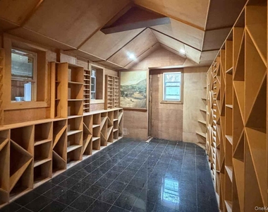 180 Stone Hill Road - Photo Thumbnail 26