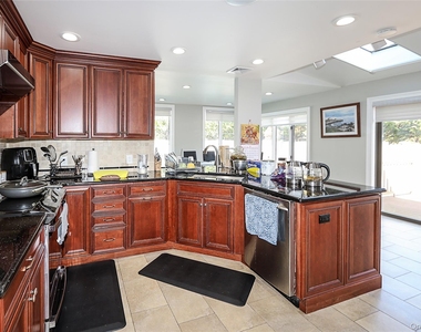 11 Otsego Avenue - Photo Thumbnail 7