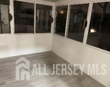 2460 Woodbridge Avenue - Photo Thumbnail 29