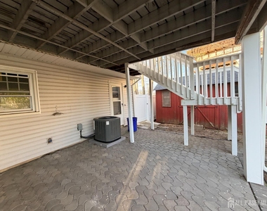 2460 Woodbridge Avenue - Photo Thumbnail 20
