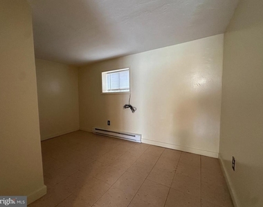 434 Kent Street N - Photo Thumbnail 4