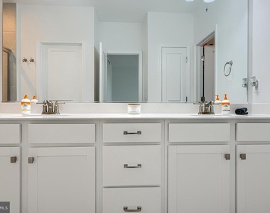 2596 Neabsco Common Place - Photo Thumbnail 53