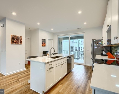 2596 Neabsco Common Place - Photo Thumbnail 20