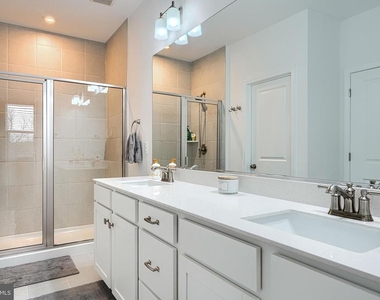 2596 Neabsco Common Place - Photo Thumbnail 54