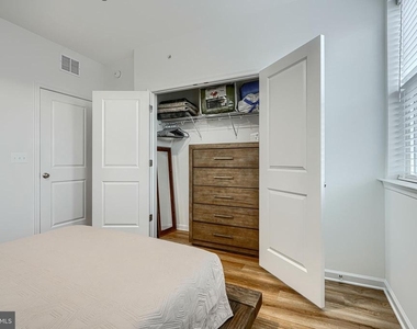 2596 Neabsco Common Place - Photo Thumbnail 38