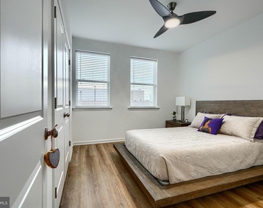 2596 Neabsco Common Place - Photo Thumbnail 36