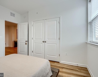 2596 Neabsco Common Place - Photo Thumbnail 37