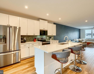 2596 Neabsco Common Place - Photo Thumbnail 23