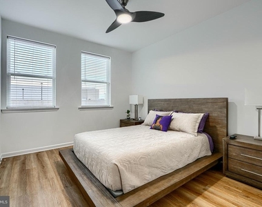 2596 Neabsco Common Place - Photo Thumbnail 35