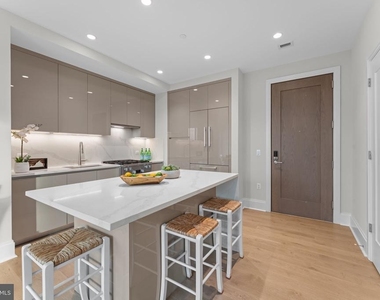 7887 Jones Branch Drive - Photo Thumbnail 13