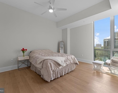 7887 Jones Branch Drive - Photo Thumbnail 19