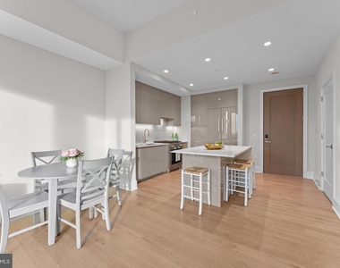 7887 Jones Branch Drive - Photo Thumbnail 14