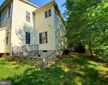 3301 Buckley Street - Photo Thumbnail 9