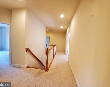 3301 Buckley Street - Photo Thumbnail 29
