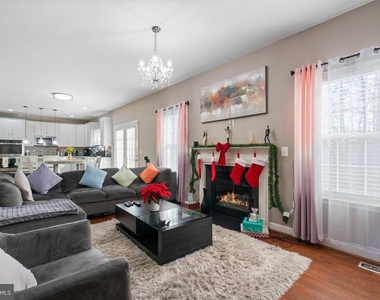 523 Windermere Drive - Photo Thumbnail 13