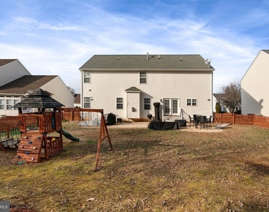 523 Windermere Drive - Photo Thumbnail 33