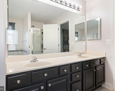 523 Windermere Drive - Photo Thumbnail 27