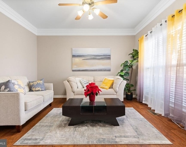 523 Windermere Drive - Photo Thumbnail 7