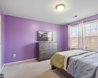 523 Windermere Drive - Photo Thumbnail 25