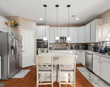 523 Windermere Drive - Photo Thumbnail 1