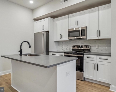 2157 E Lehigh Avenue - Photo Thumbnail 8