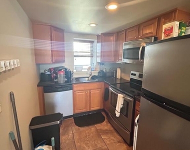 1710 W Girard Avenue - Photo Thumbnail 1