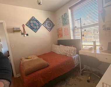 1710 W Girard Avenue - Photo Thumbnail 8