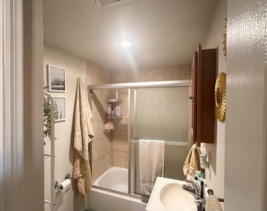 1710 W Girard Avenue - Photo Thumbnail 10
