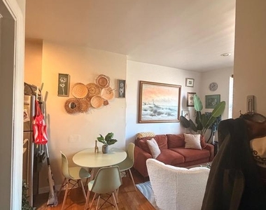 1710 W Girard Avenue - Photo Thumbnail 4