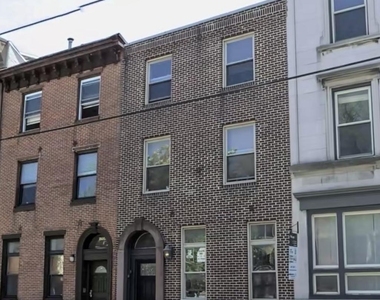 1710 W Girard Avenue - Photo Thumbnail 14