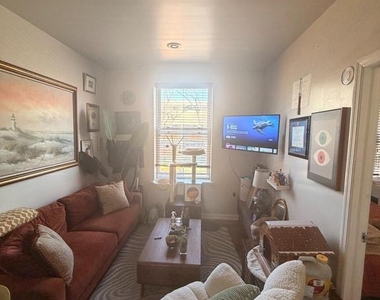 1710 W Girard Avenue - Photo Thumbnail 6